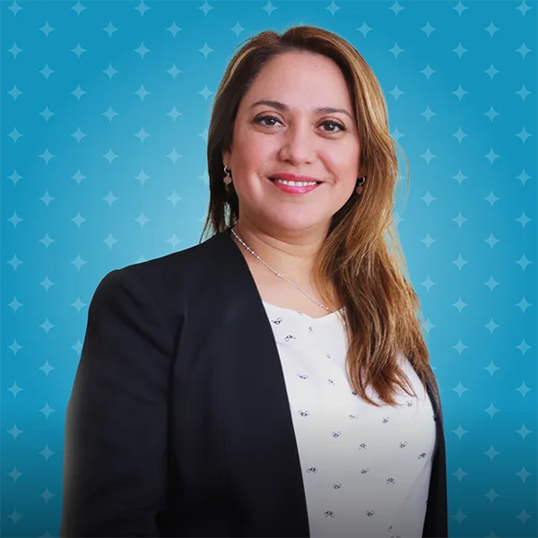 Retrato de Elba Vivanco, parte del equipo de trabajo de CompiteMAS Mujer.