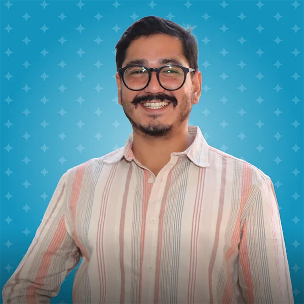 Retrato de Nicolas Aguilera, profesional del equipo de apoyo CompiteMAS Mujer.